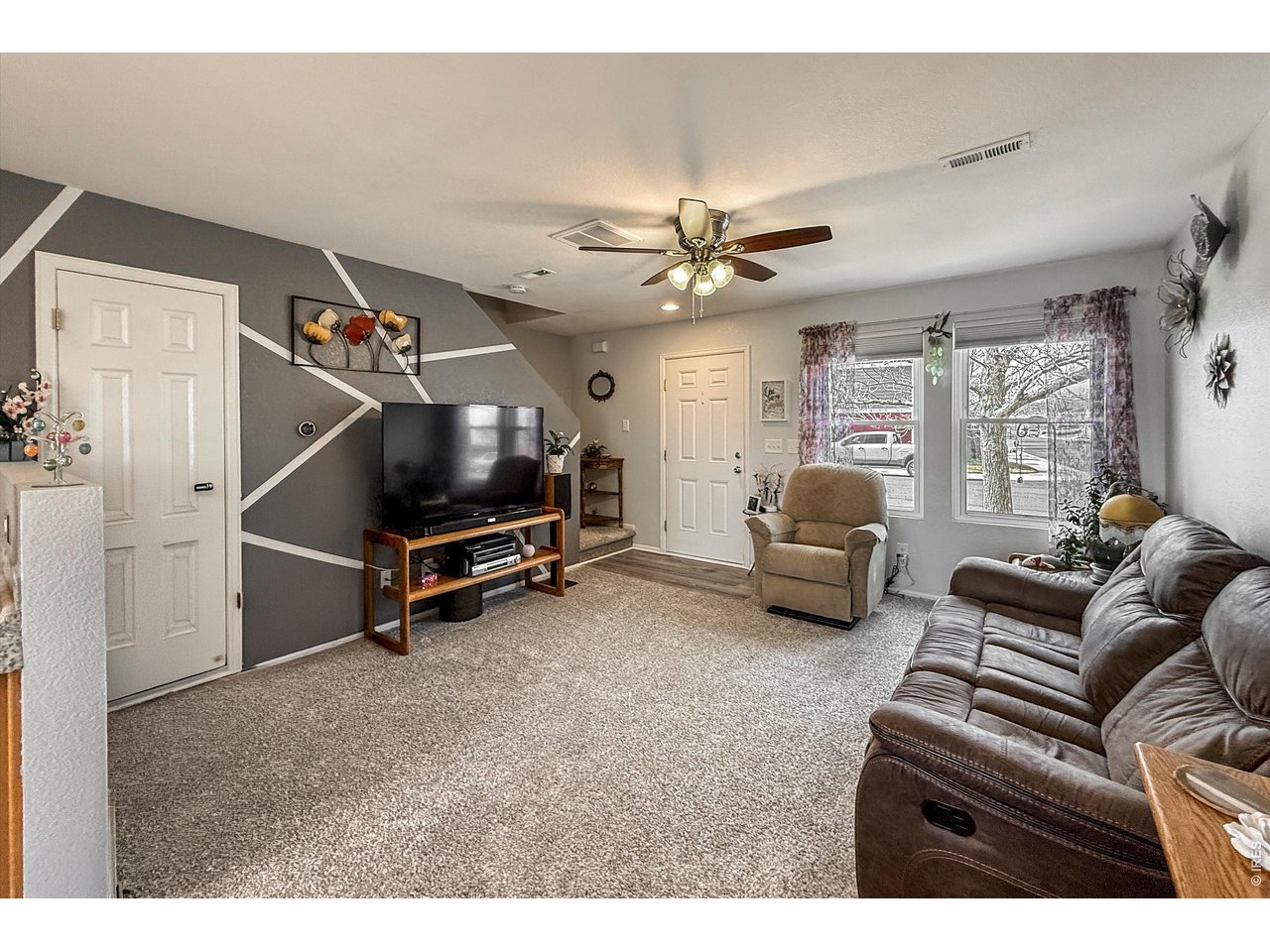 10450 Lower Ridge Rd