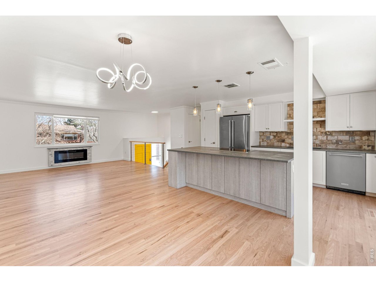 2820 Colby Dr