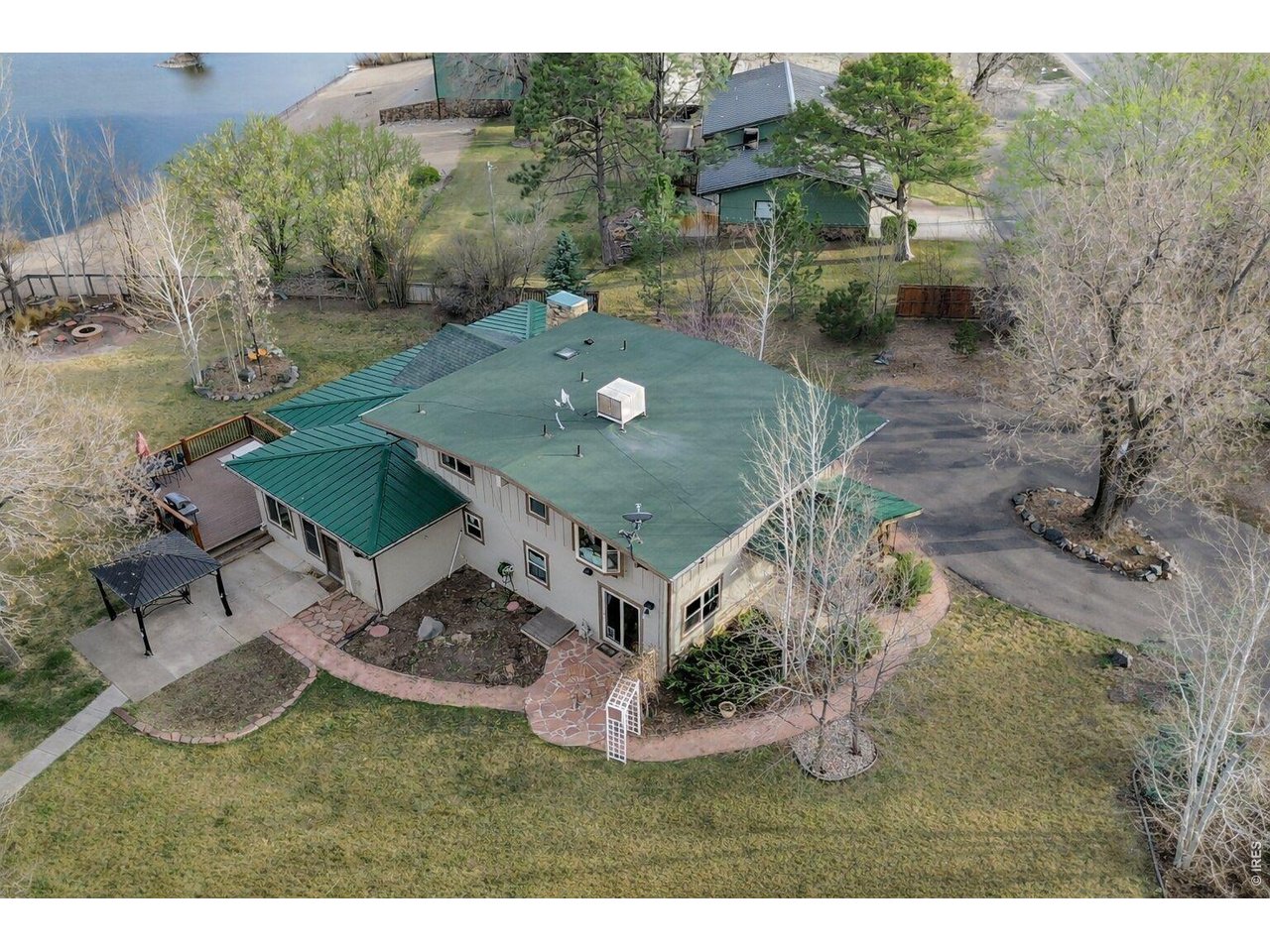 466 S County Road 9E