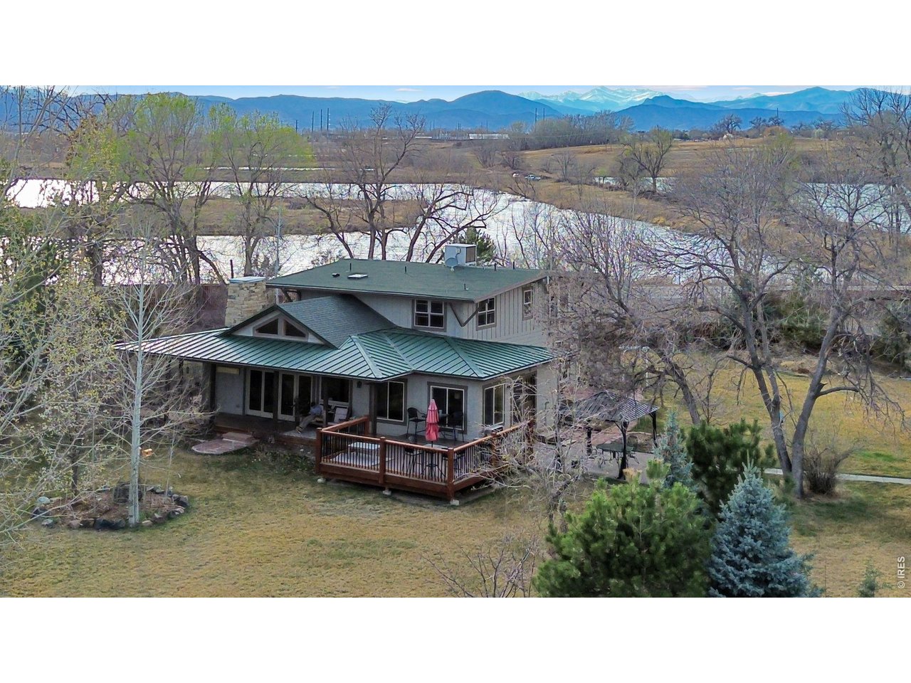 466 S County Road 9E