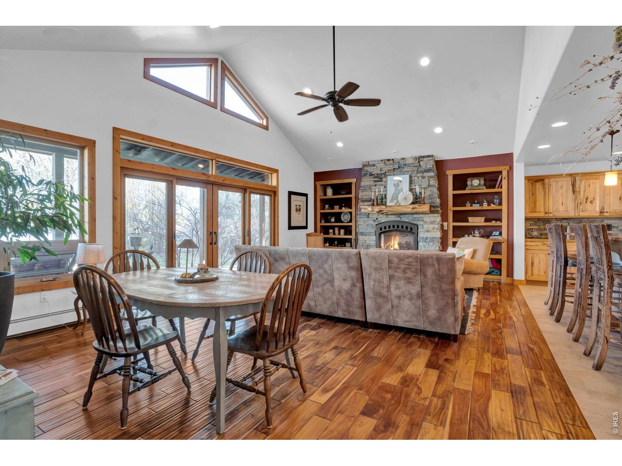 466 S County Road 9E