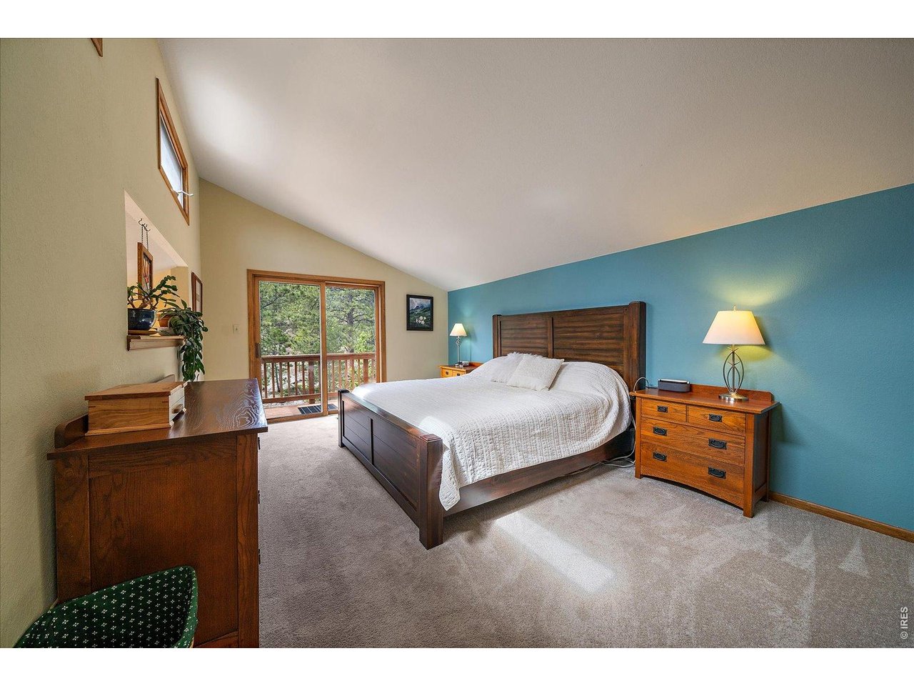 902 Rock Lake Rd