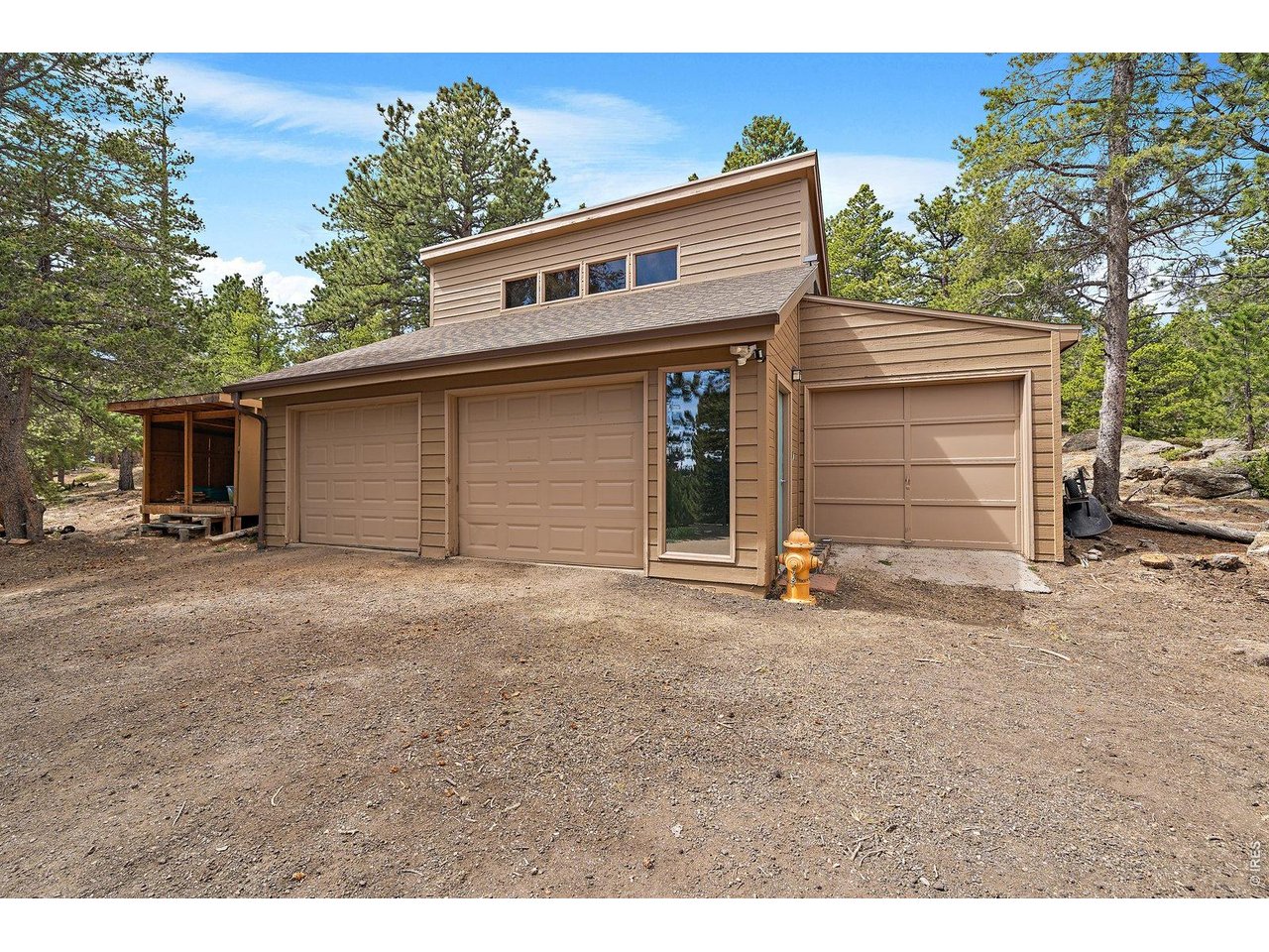 902 Rock Lake Rd