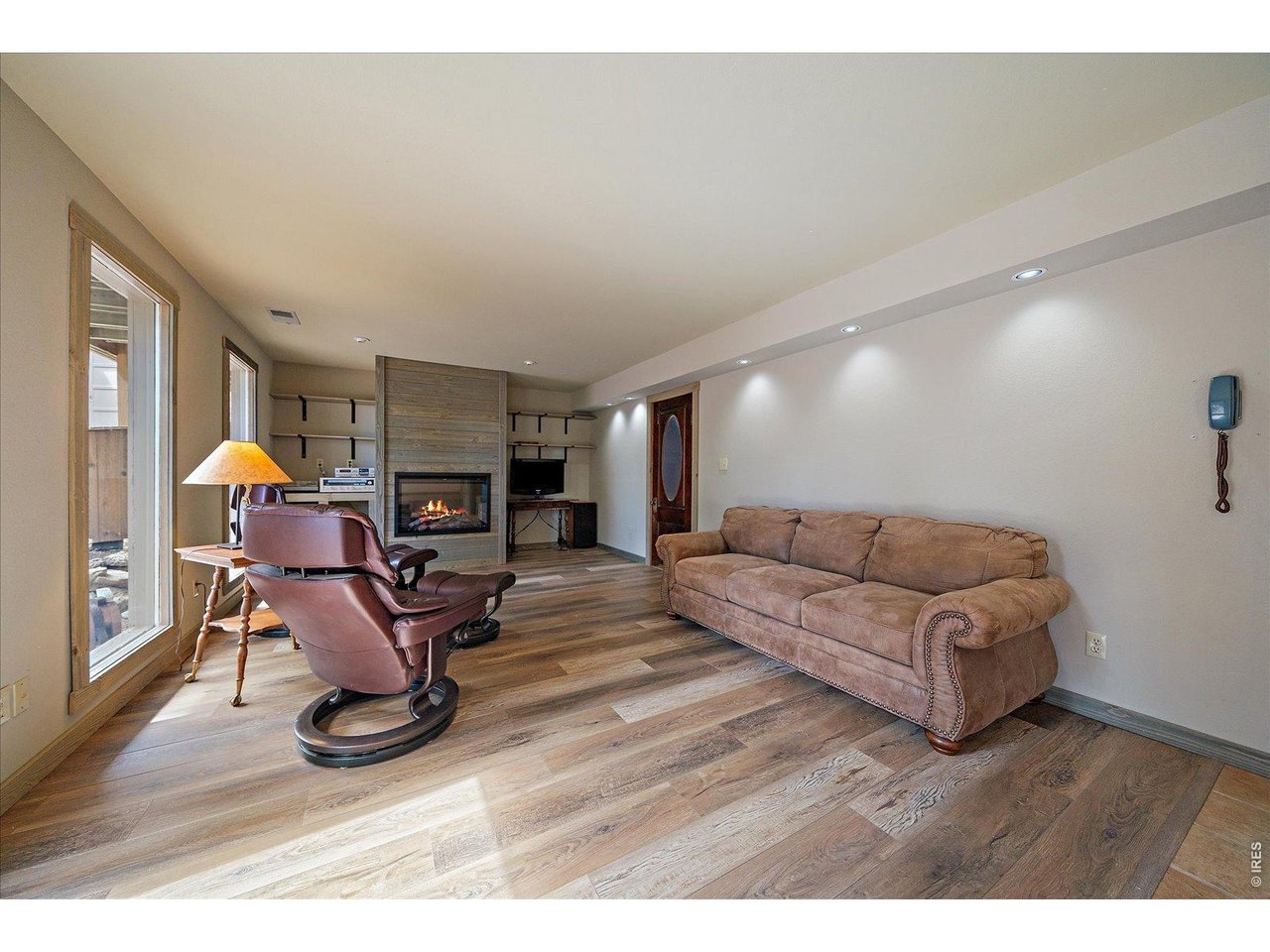 902 Rock Lake Rd