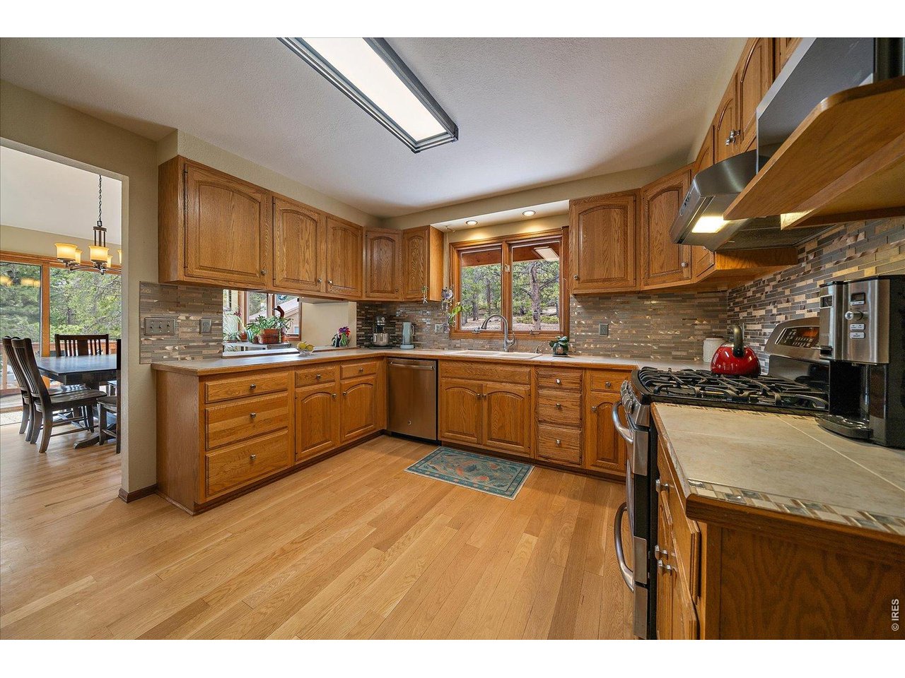 902 Rock Lake Rd