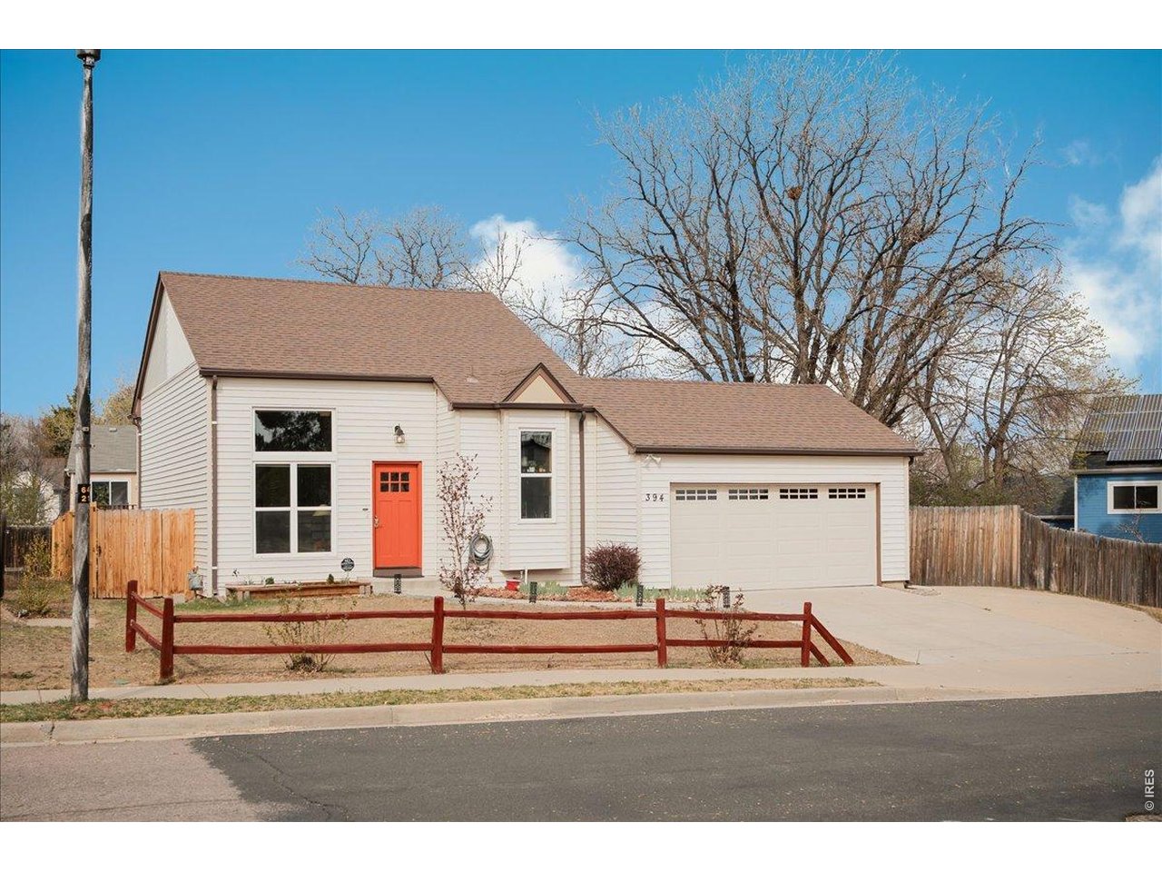 394 W Lucerne Dr