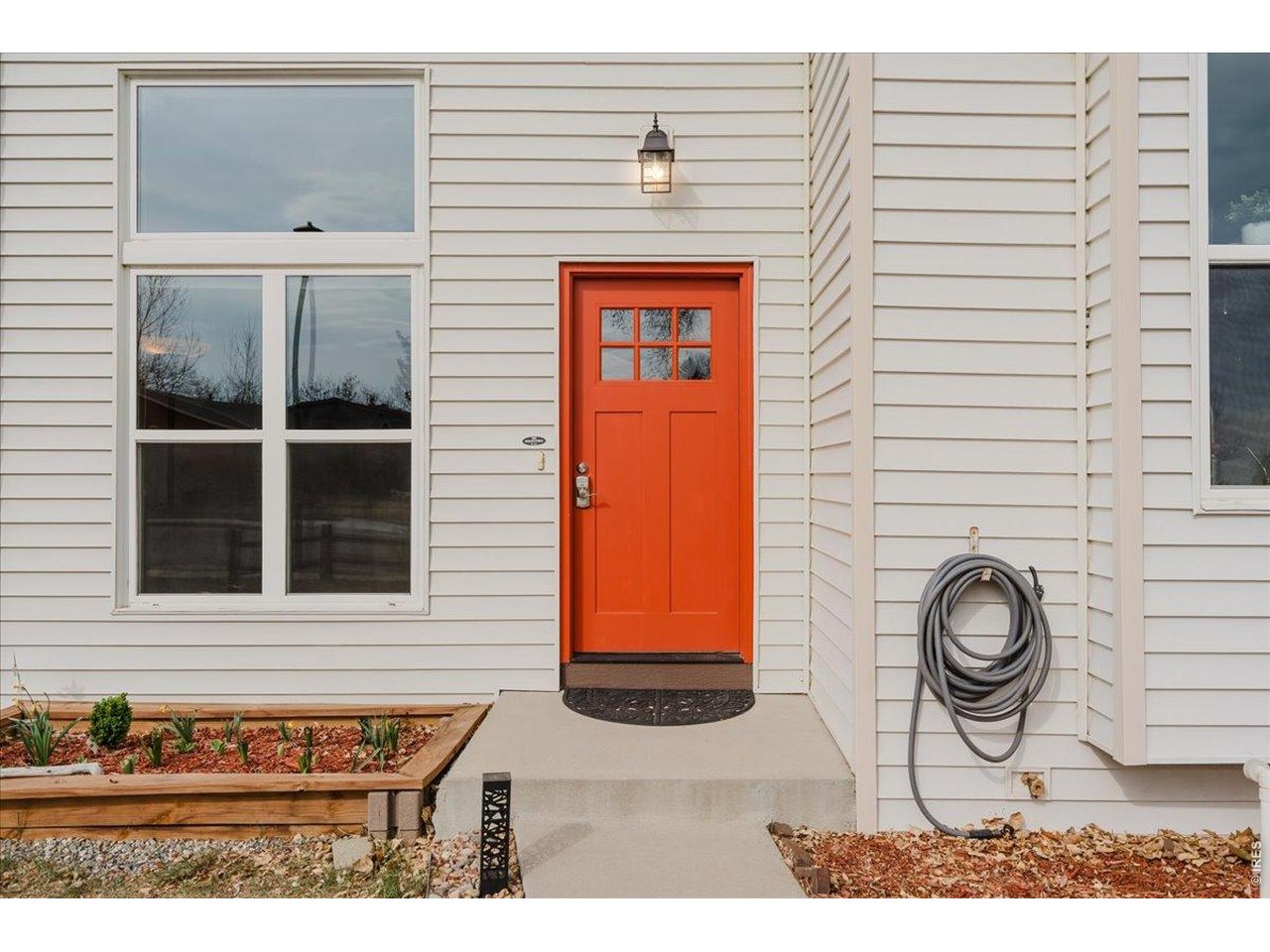 394 W Lucerne Dr