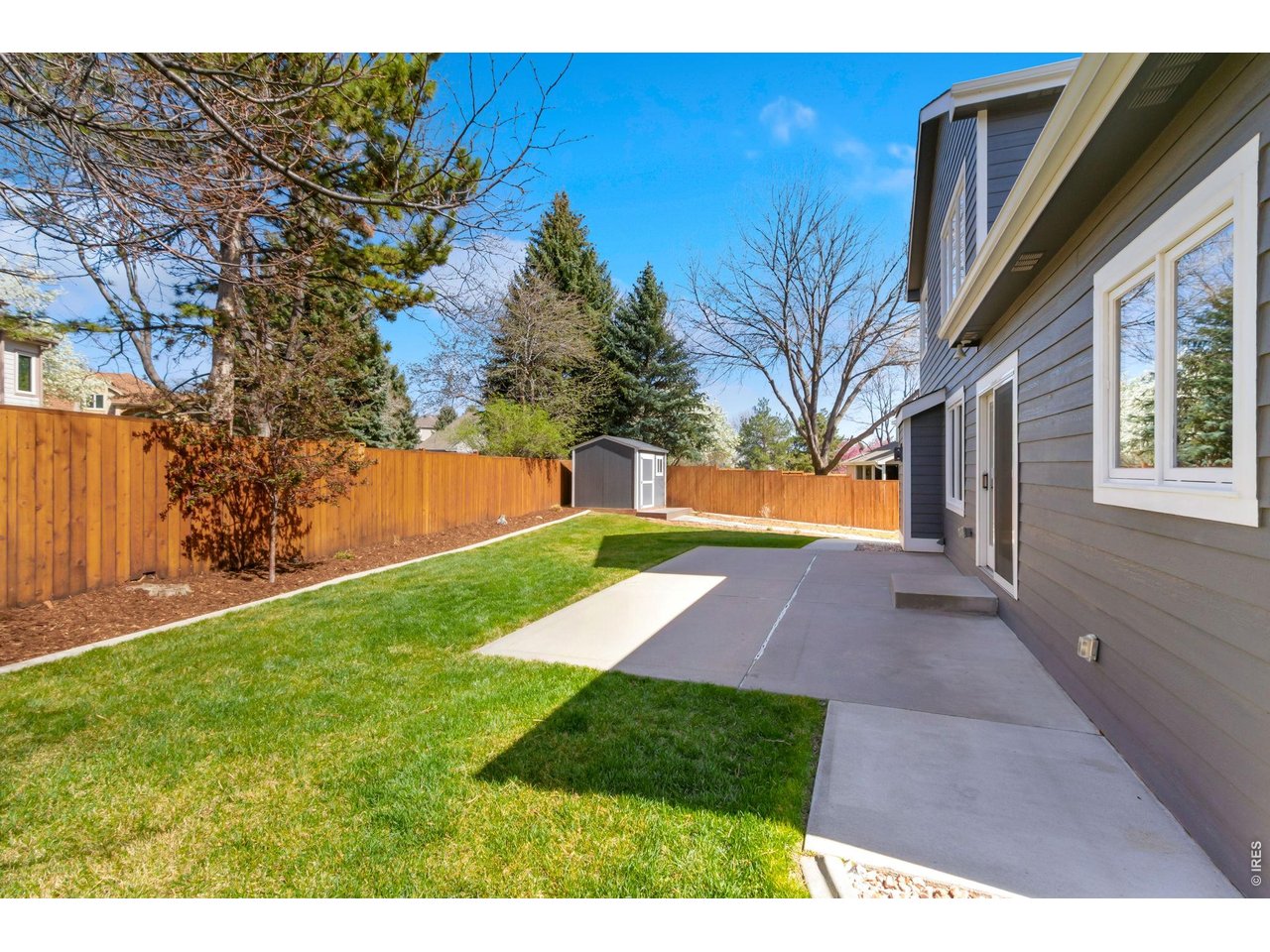 1006 Hinsdale Dr