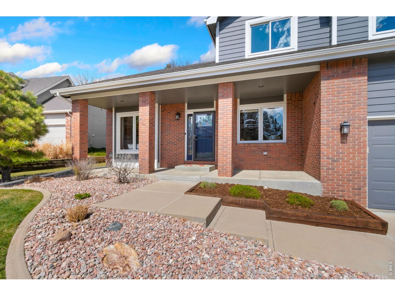 1006 Hinsdale Dr