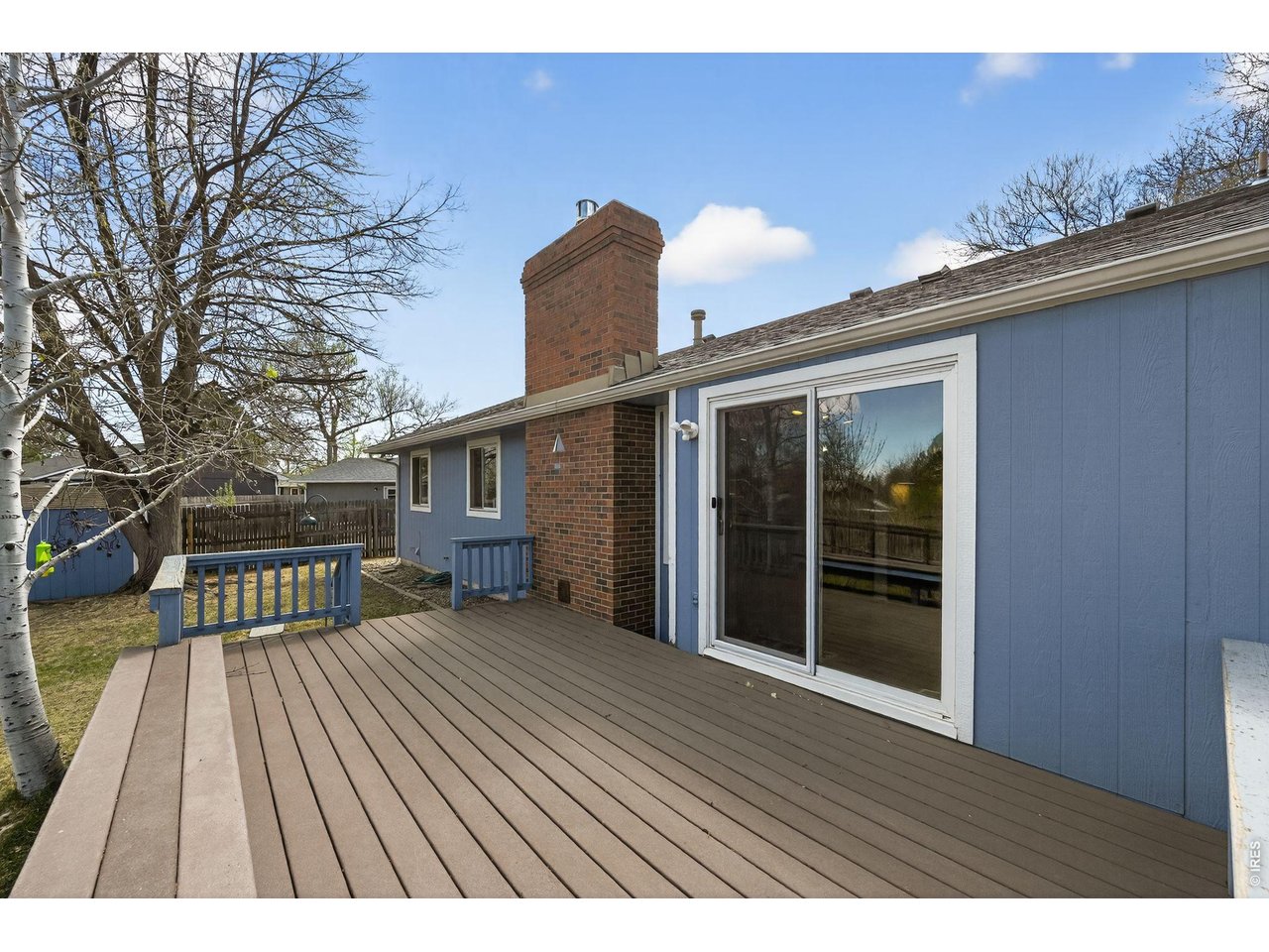 2500 Wyandotte Dr