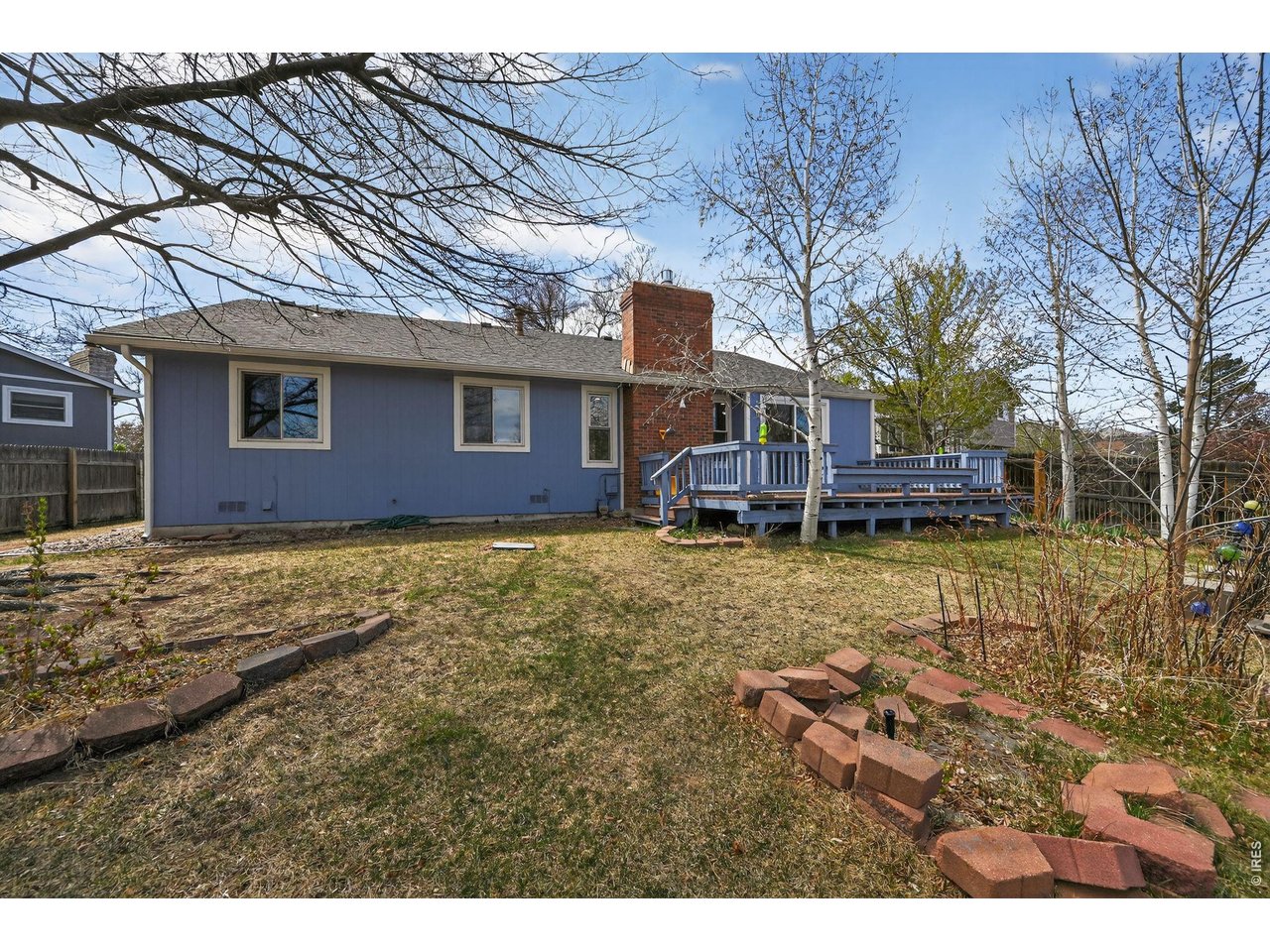 2500 Wyandotte Dr