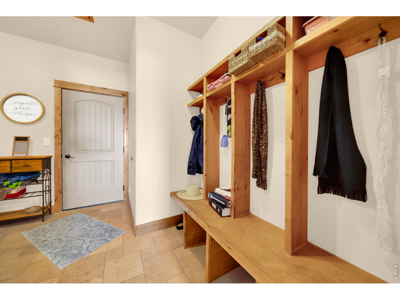 5 Trailside Dr