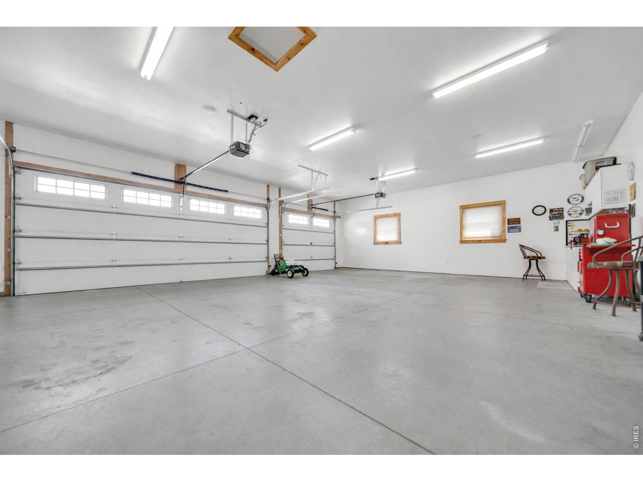 5 Trailside Dr