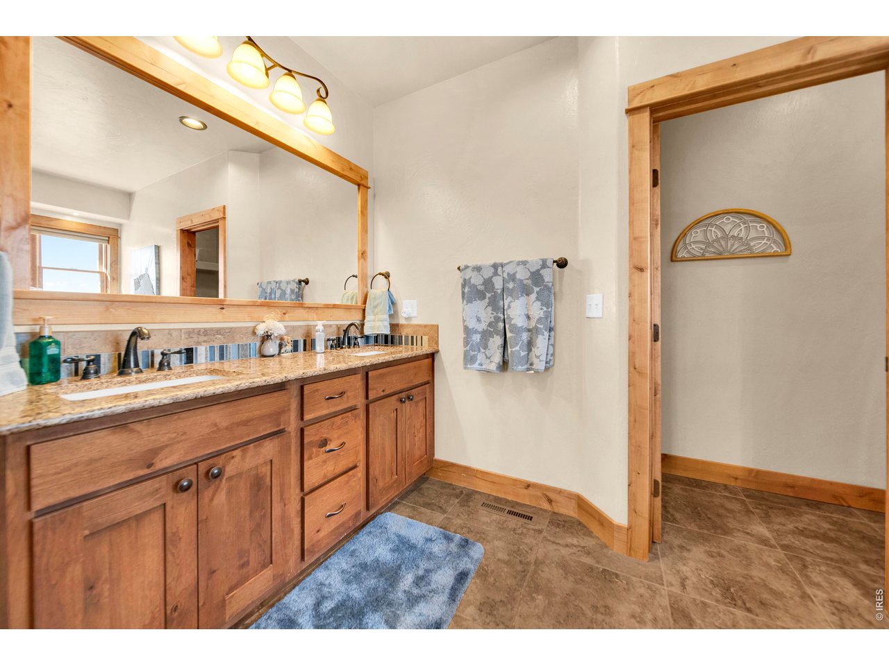 5 Trailside Dr