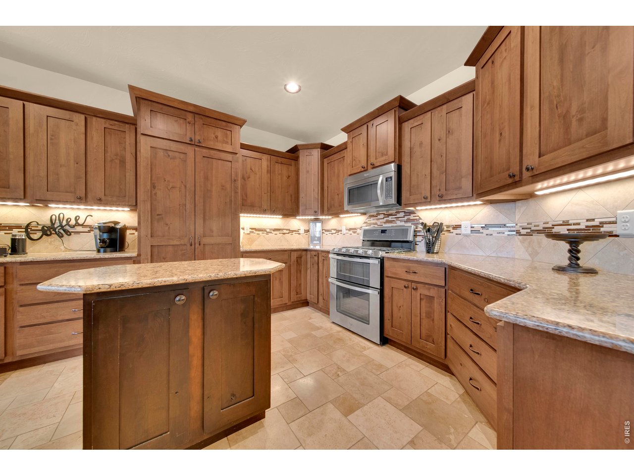 5 Trailside Dr