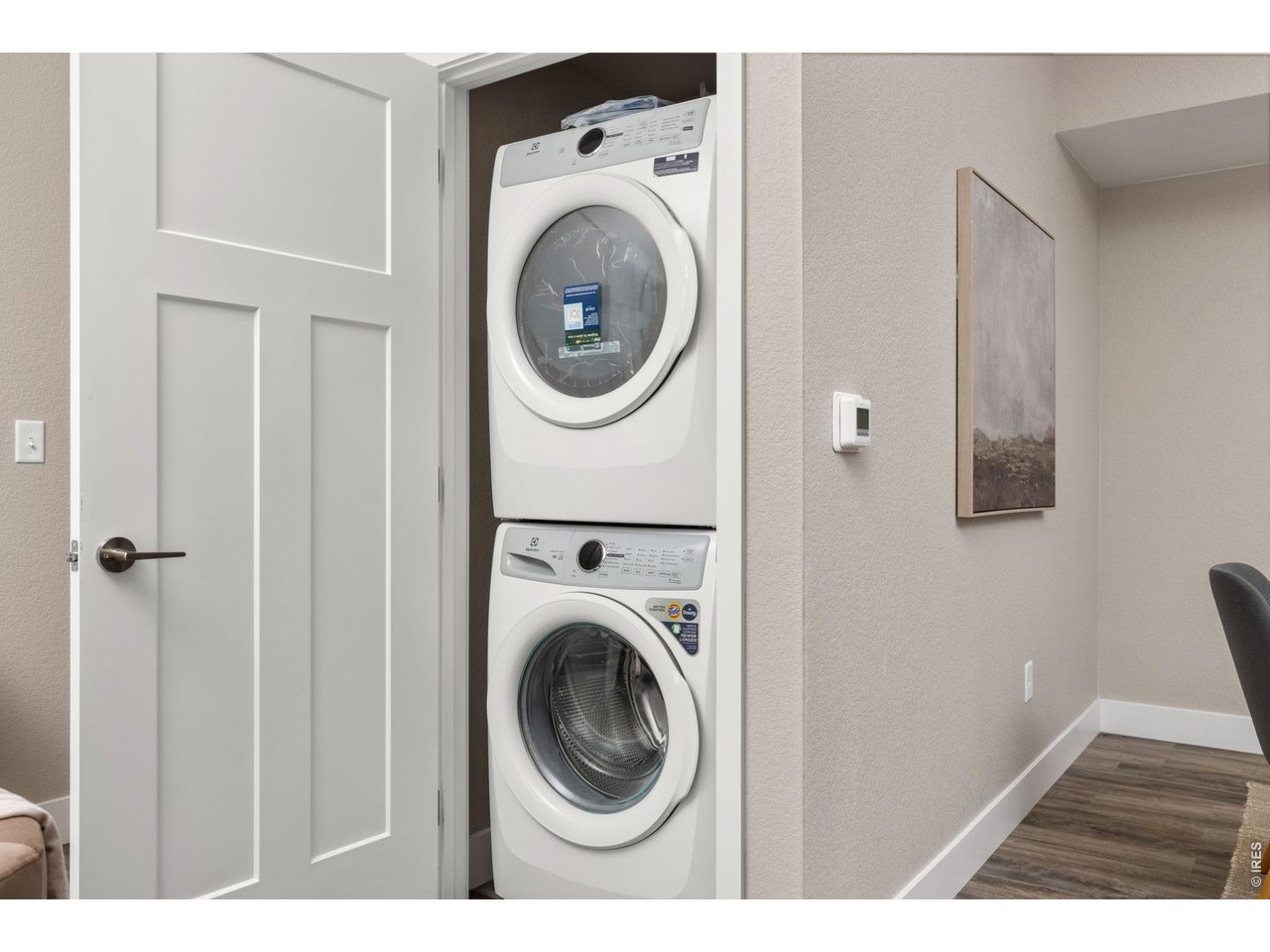 270 S Cherrywood Dr 202