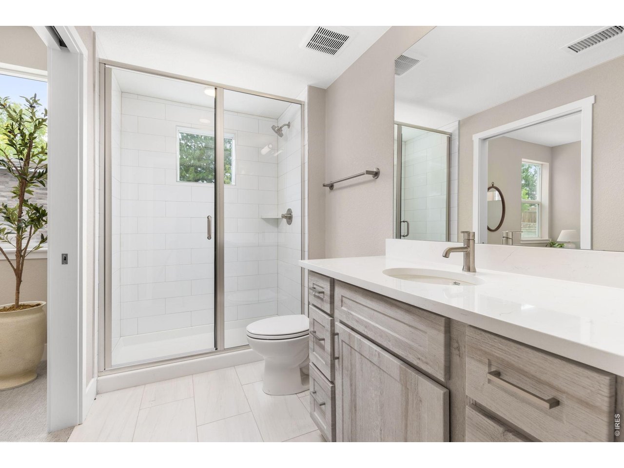 310 S Cherrywood Dr 301