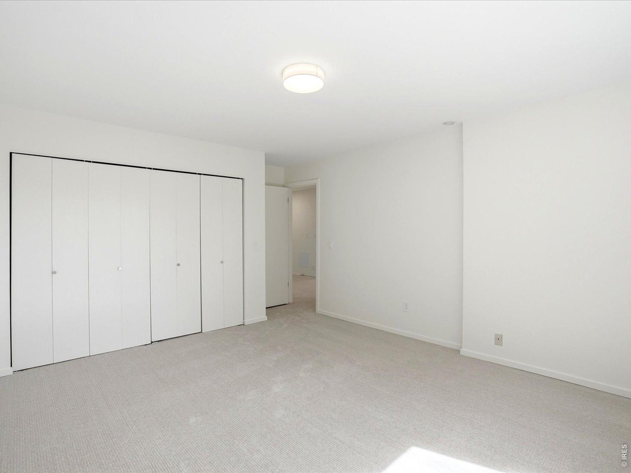 1936 Hardscrabble Dr