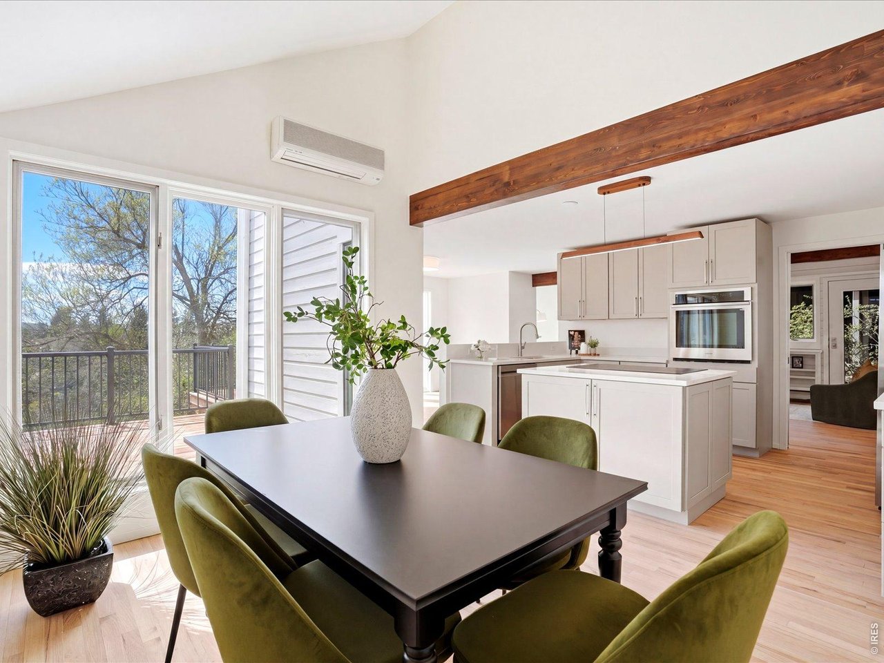 1936 Hardscrabble Dr