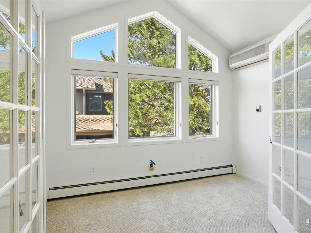 1936 Hardscrabble Dr