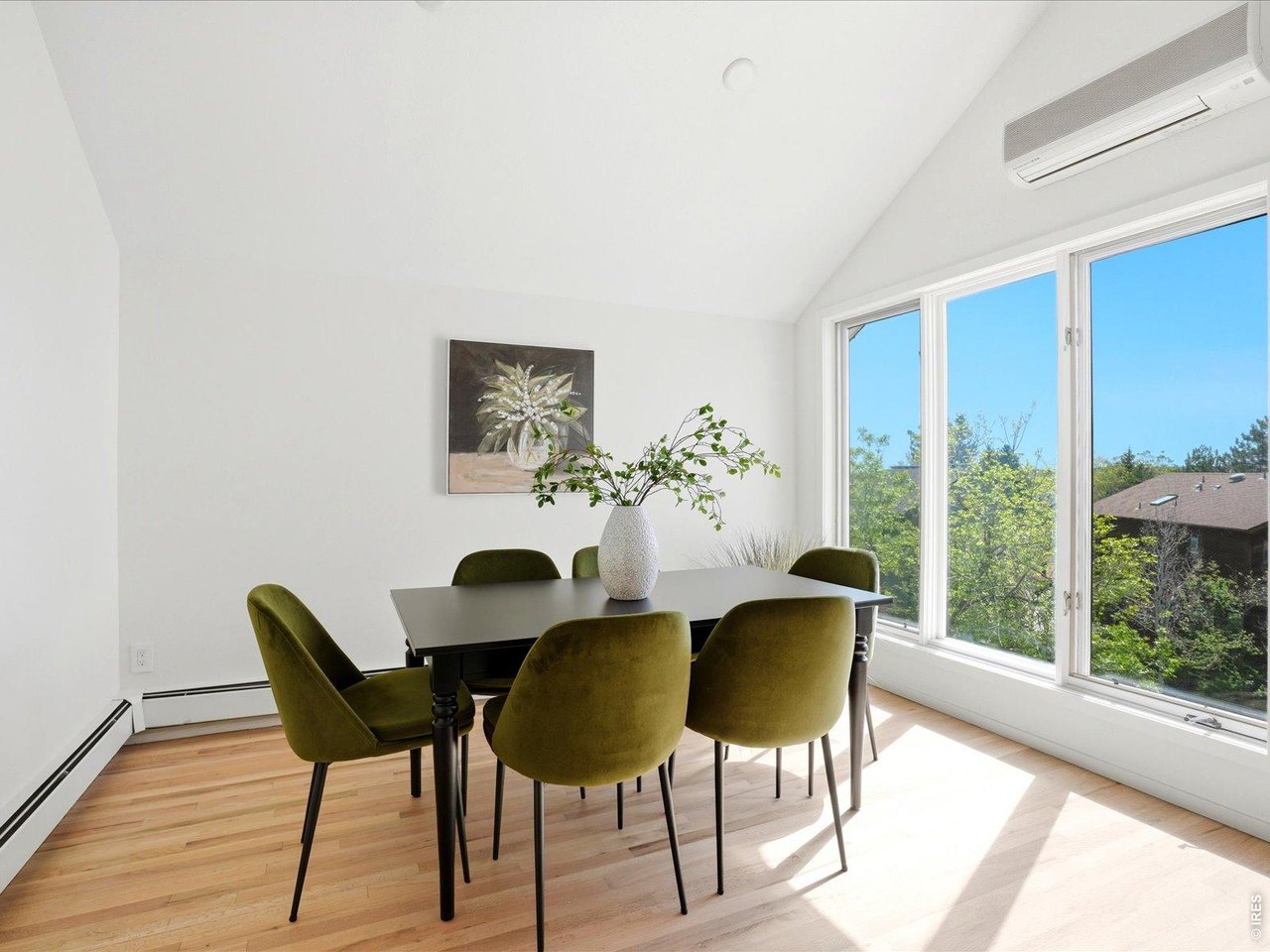 1936 Hardscrabble Dr