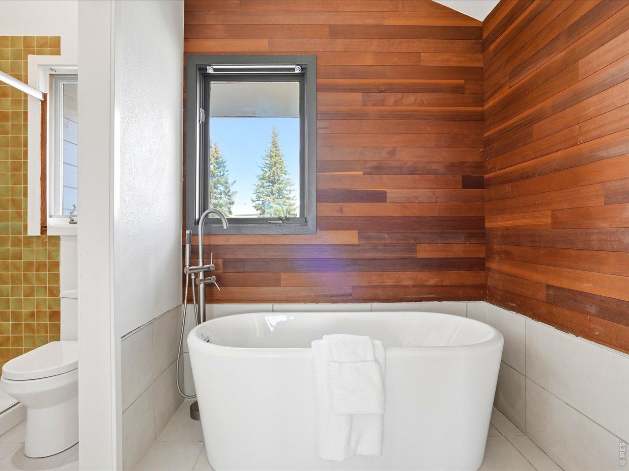 1936 Hardscrabble Dr