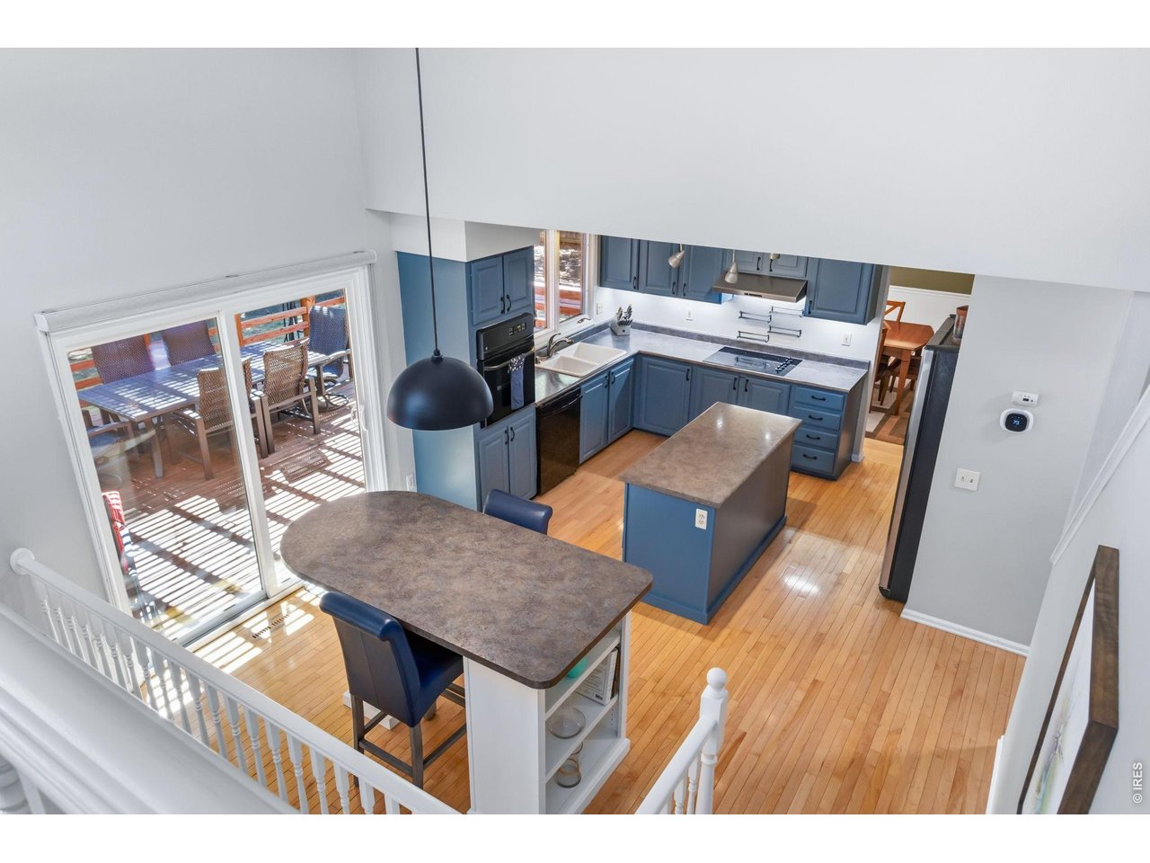 1121 Mansfield Dr