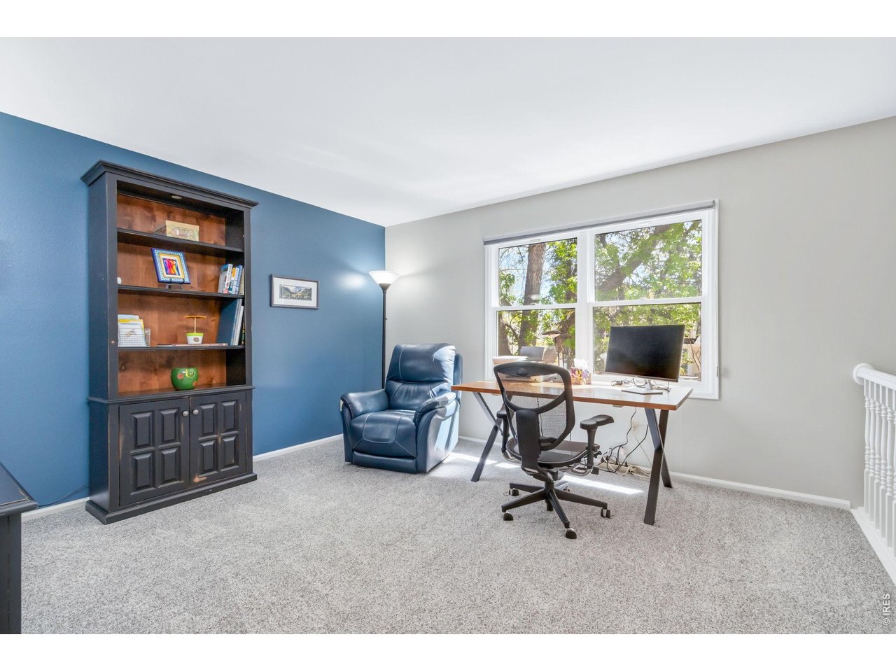 1121 Mansfield Dr