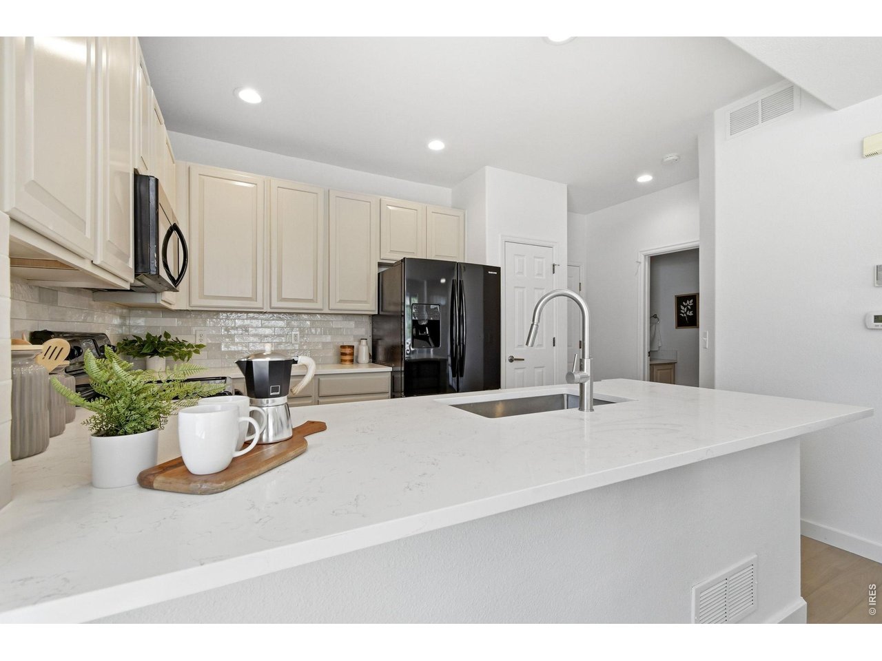 2855 Rock Creek Cir 105