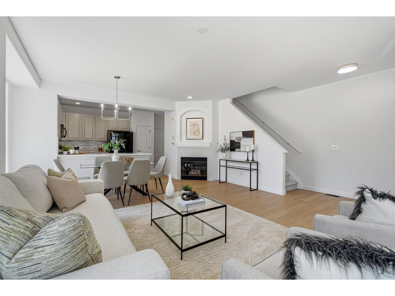 2855 Rock Creek Cir 105