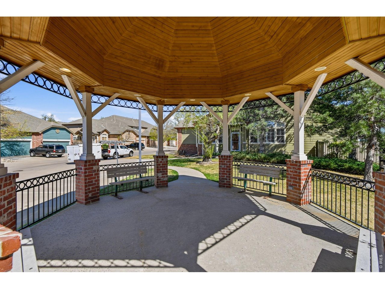 2855 Rock Creek Cir 105