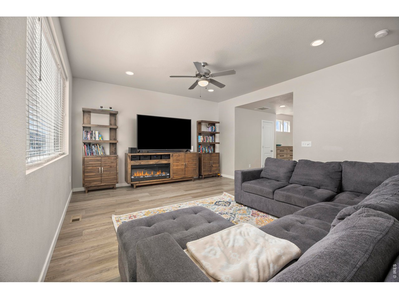 3803 Sweetgum St