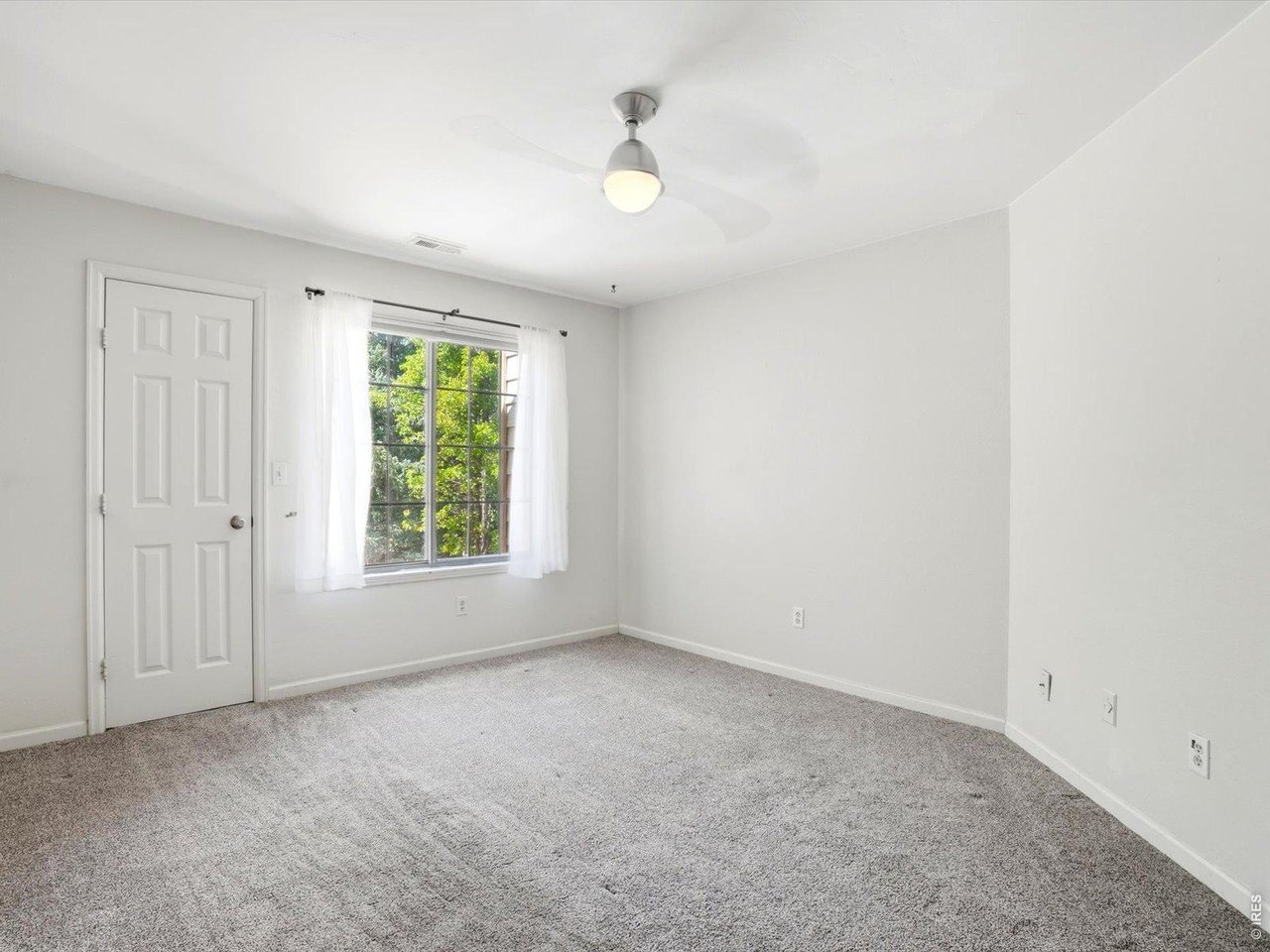 4837 White Rock Cir H