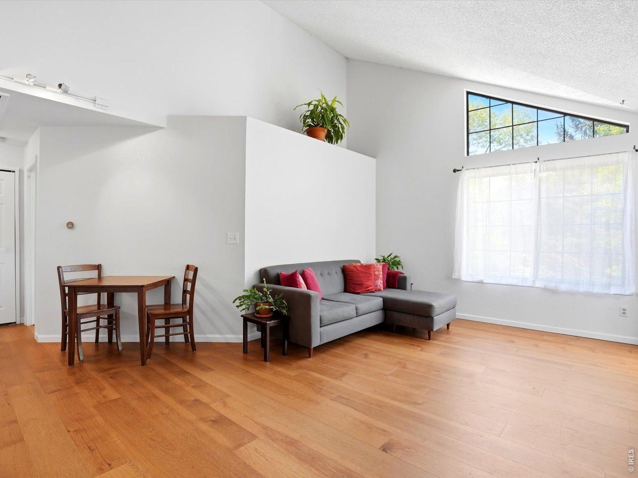 4837 White Rock Cir H