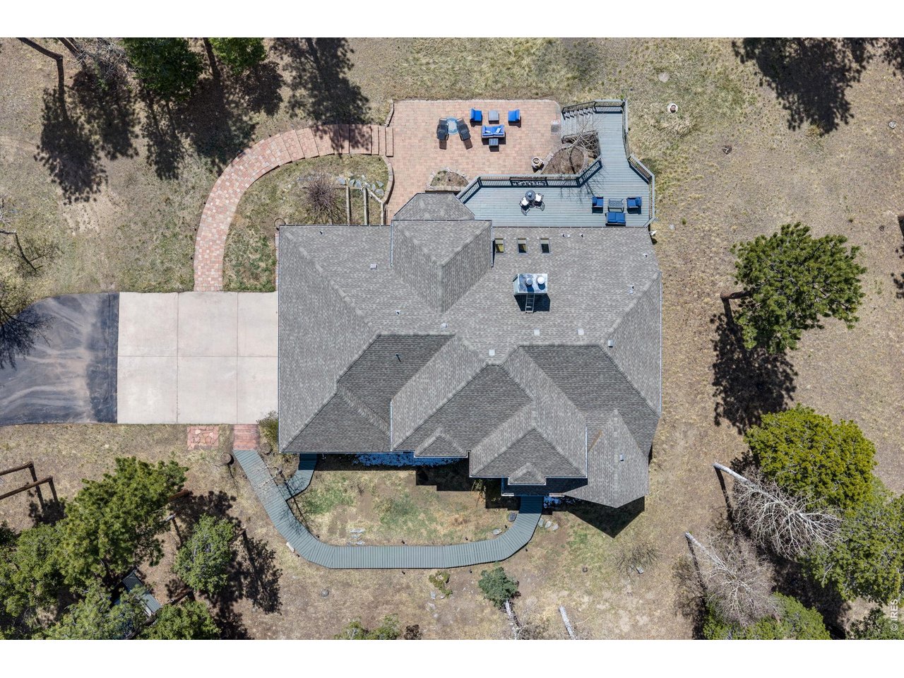 27291 Molly Dr