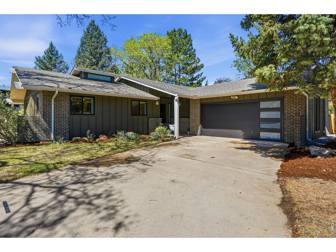 5389 Cypress Dr