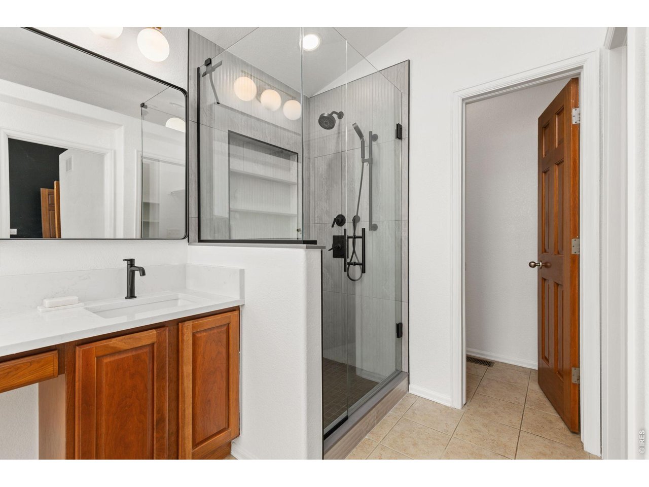 5414 Clover Basin Dr