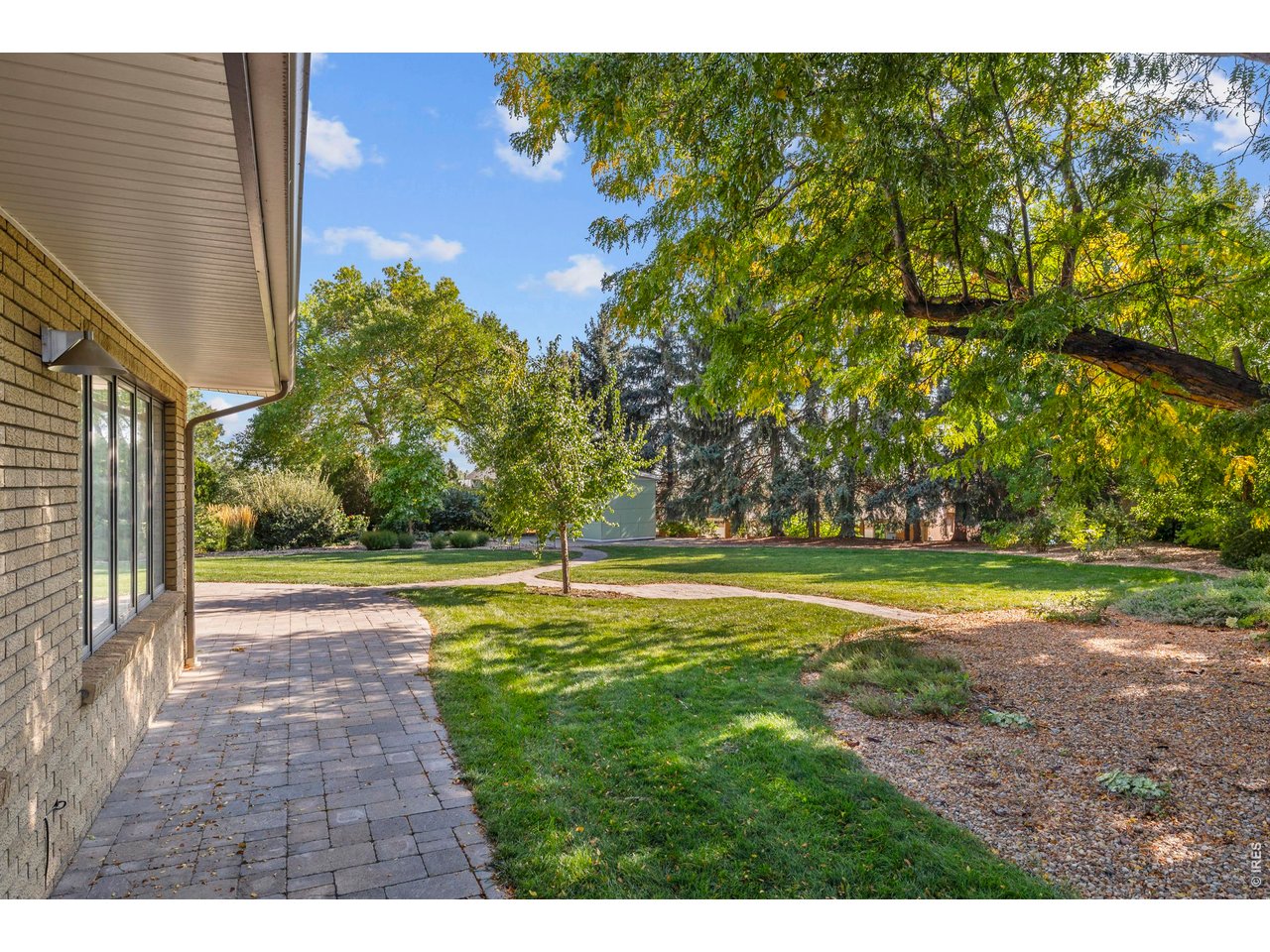 2739 Grinnell Dr