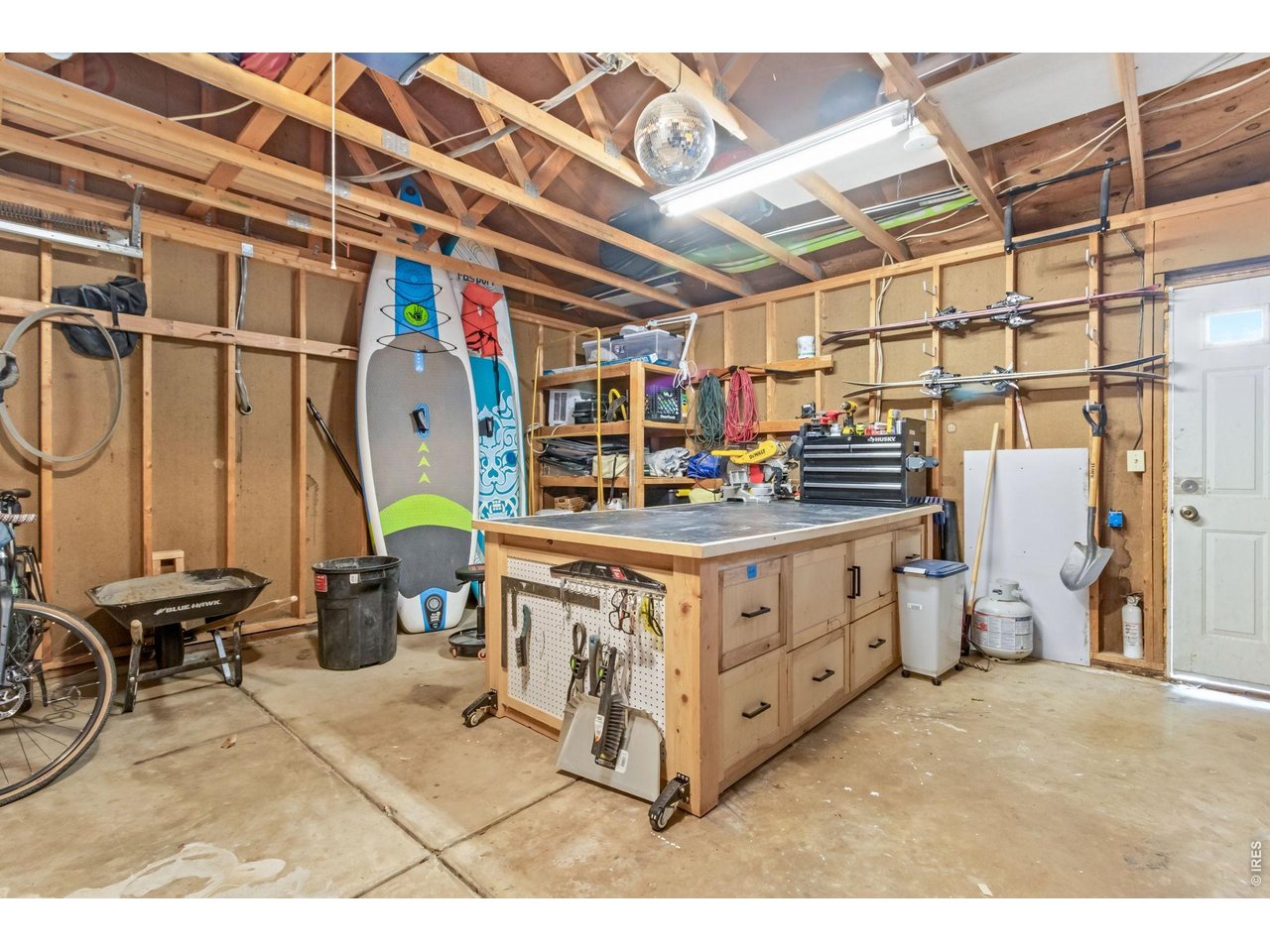 2900 Sagebrush Dr