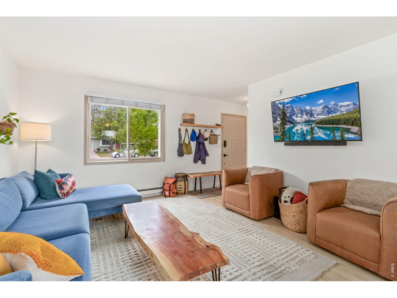 2900 Sagebrush Dr