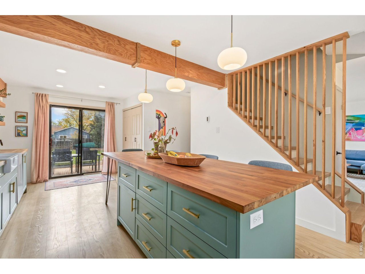 2900 Sagebrush Dr