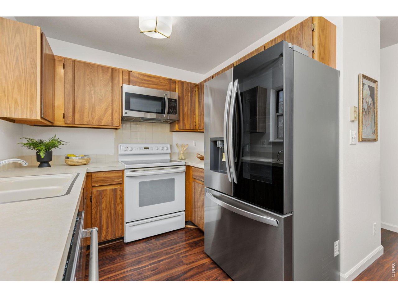 3200 Azalea Dr G-3