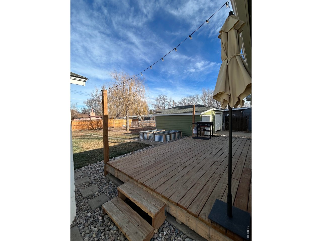 2443 Mountain View Dr