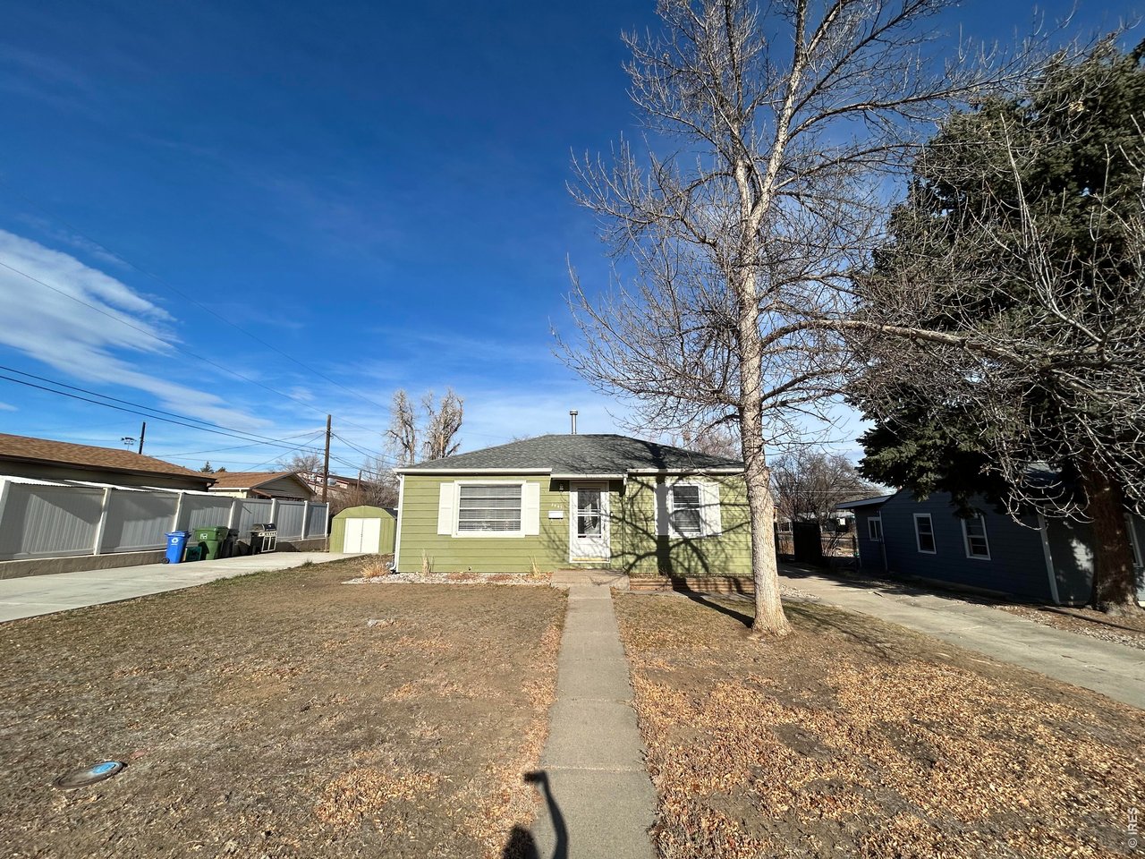 2443 Mountain View Dr