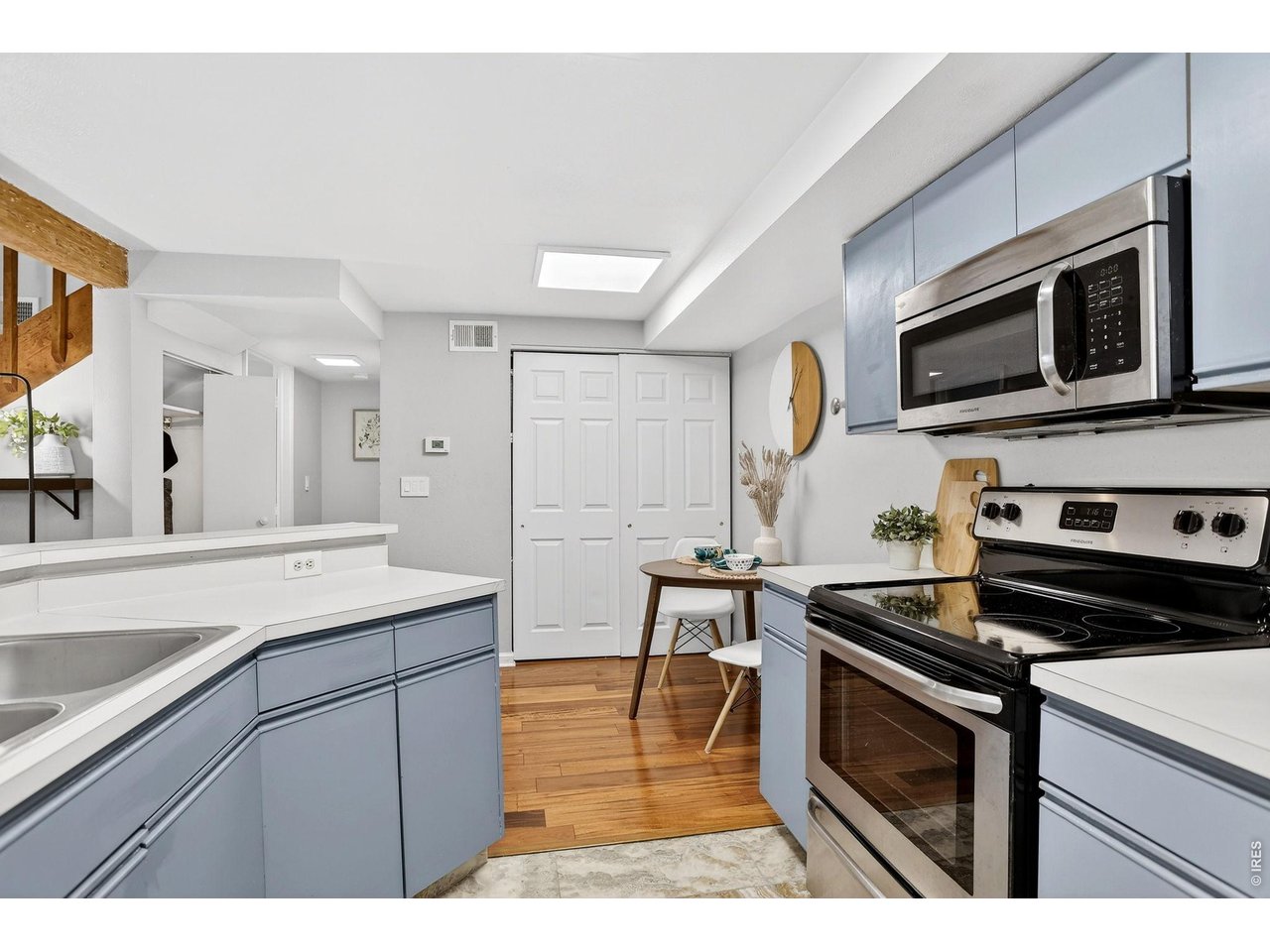 40 S Boulder Cir 4037