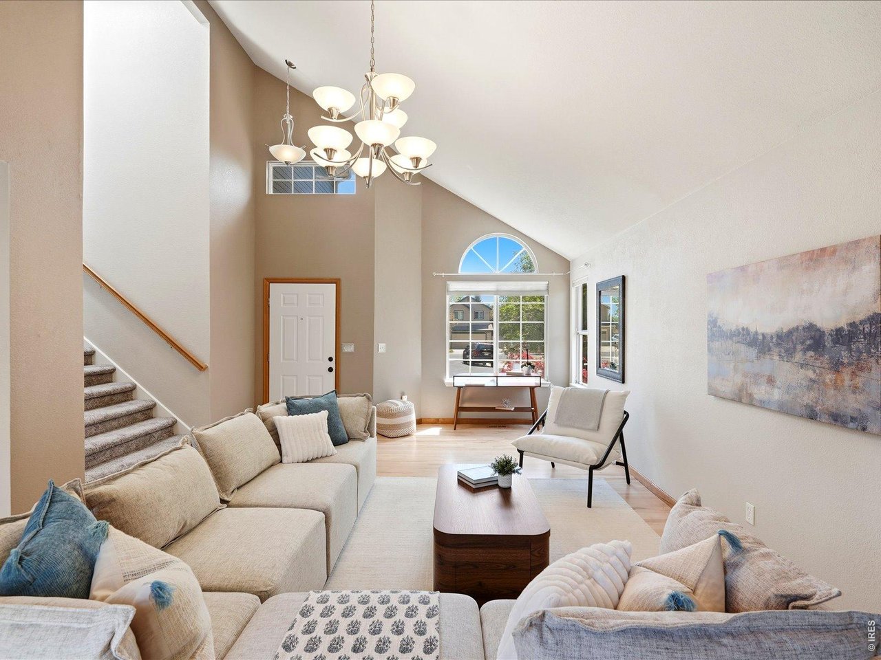 4251 Fern Ave