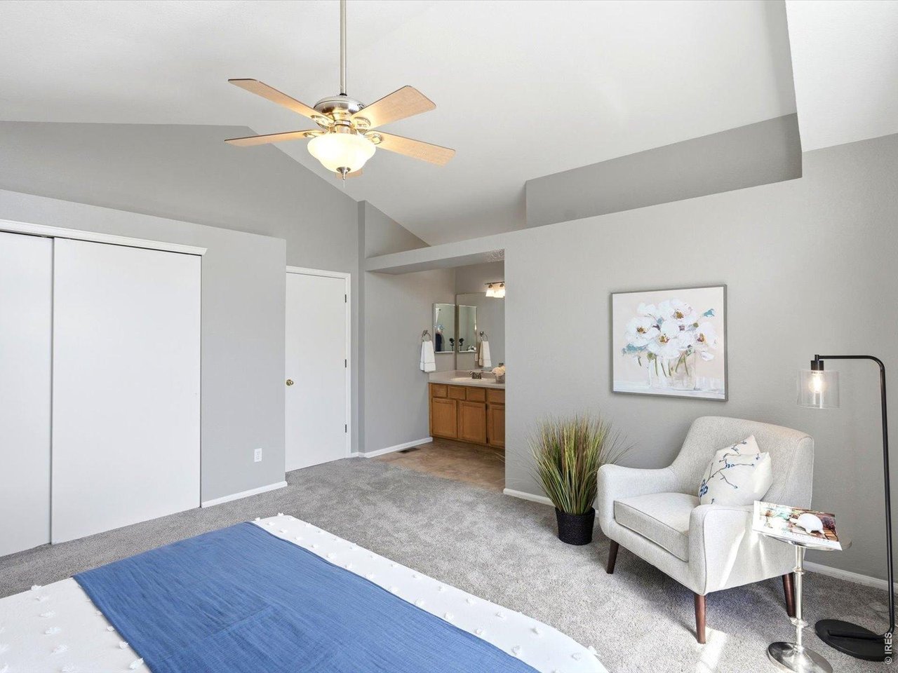 4251 Fern Ave