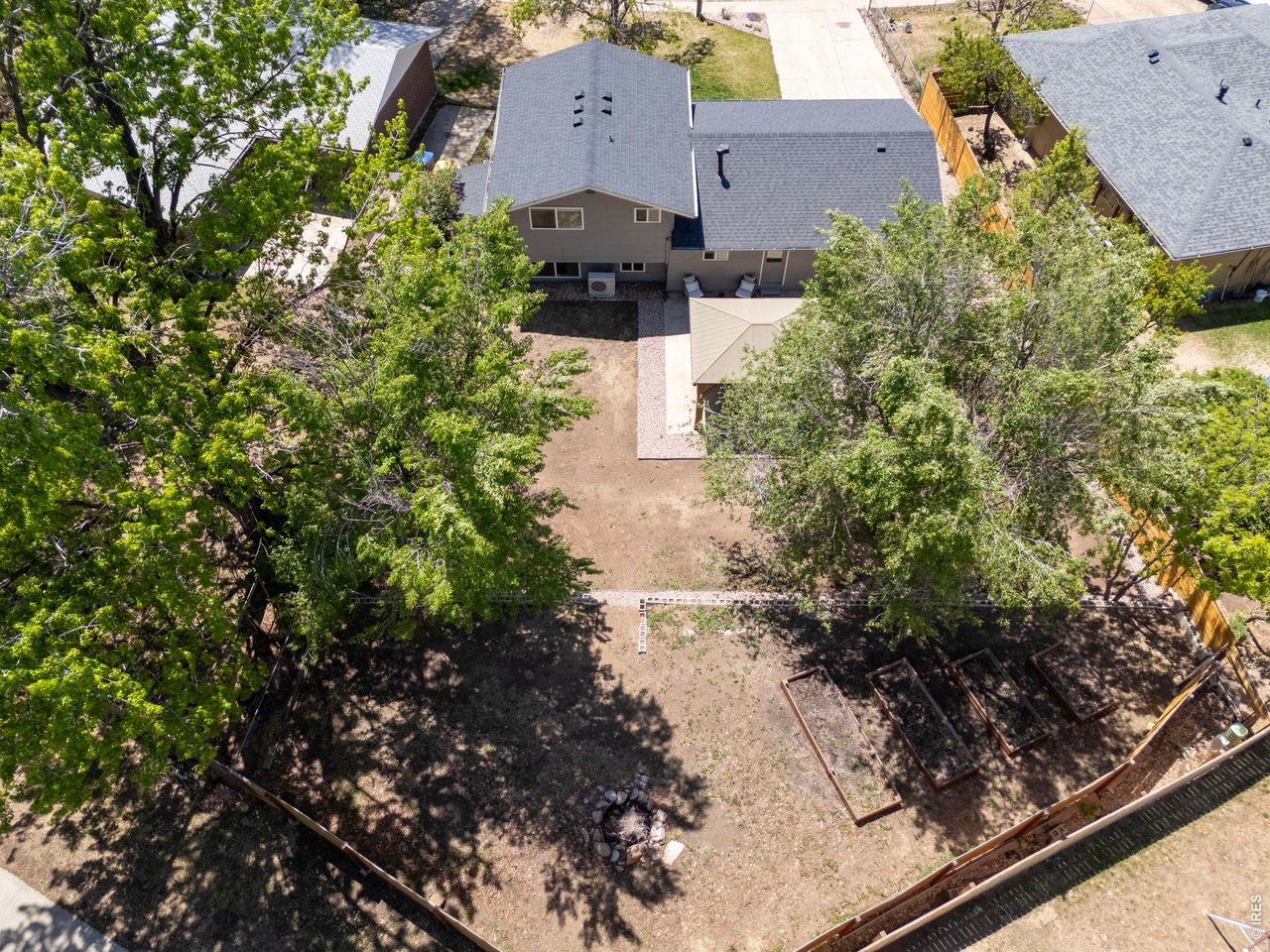 724 Hubbard Dr