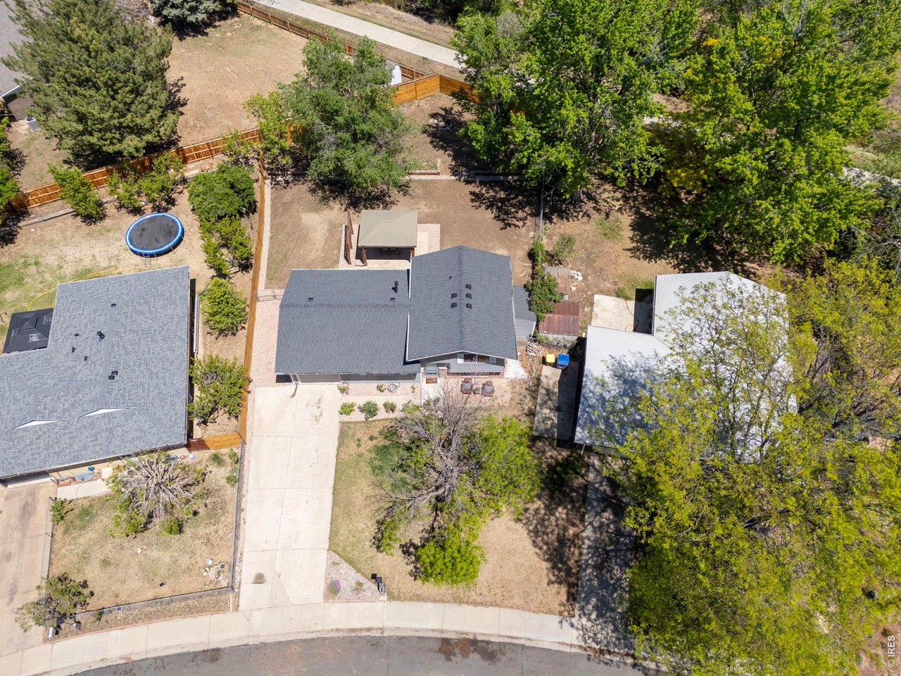 724 Hubbard Dr