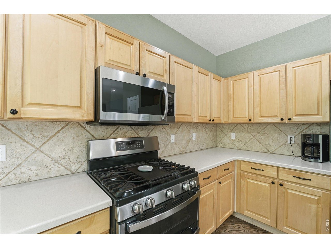 651 Americana Rd